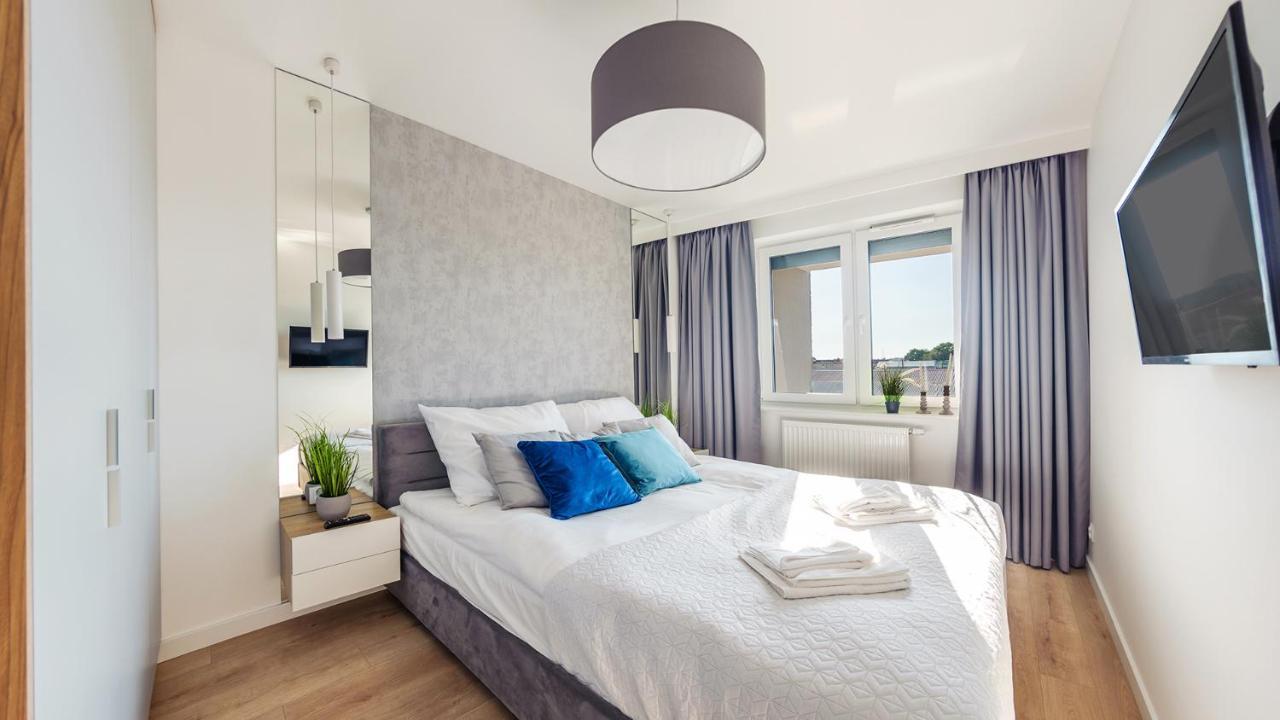 Lux 17 F Perlowa Przystan- *